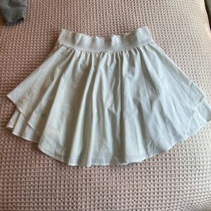 Lululemon White Court Rival HR Skirt *LONG LENGTH*